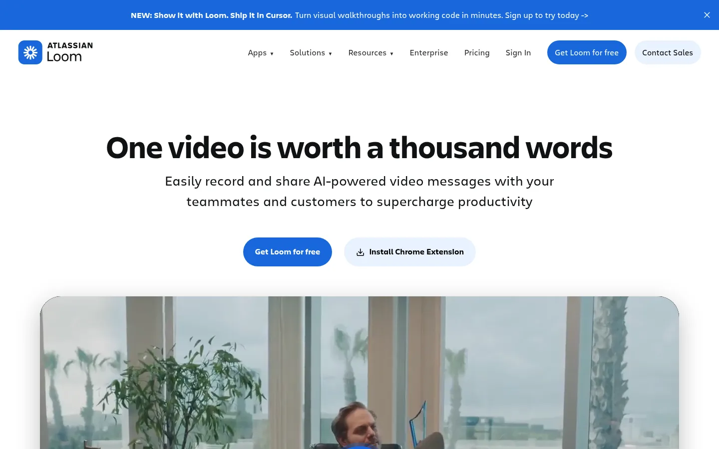 Loom website, showing the home page headline about video messages with a free sign up button